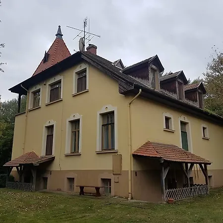 Maison d'hôtes Károly Vadászkastély Lajosmizse